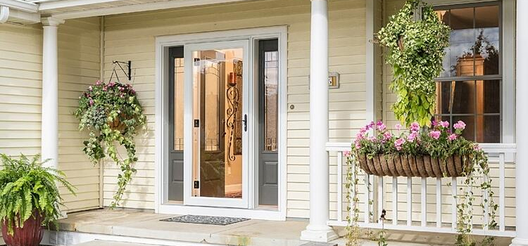 screen door installation in Sherwood Park